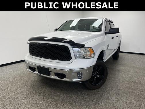 2016 RAM 1500 SLT