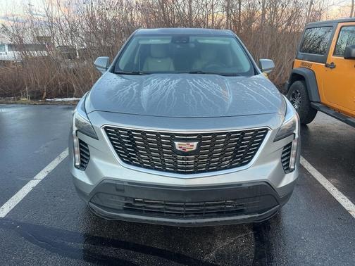 2023 Cadillac XT4 Luxury