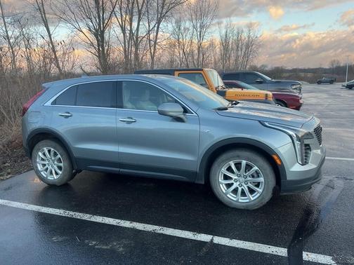 2023 Cadillac XT4 Luxury