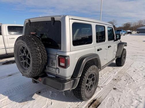 2024 Jeep Wrangler Sport