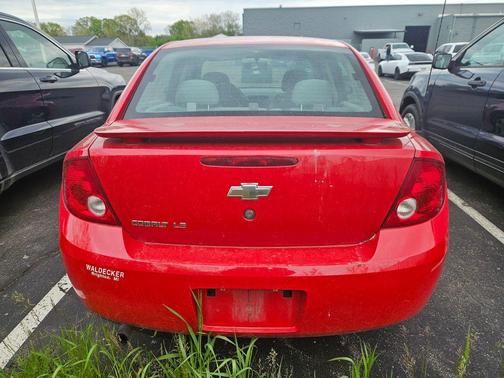 Victory Red 2007 Chevrolet Cobalt LS