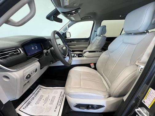 2022 Jeep Wagoneer Series II