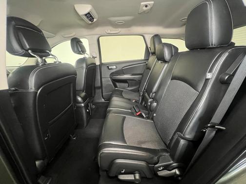 2017 Dodge Journey Crossroad