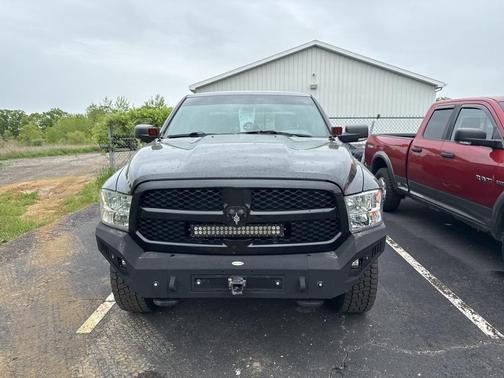 2016 RAM 1500 SLT