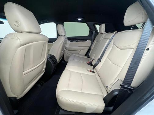 2019 Cadillac XT5 Base