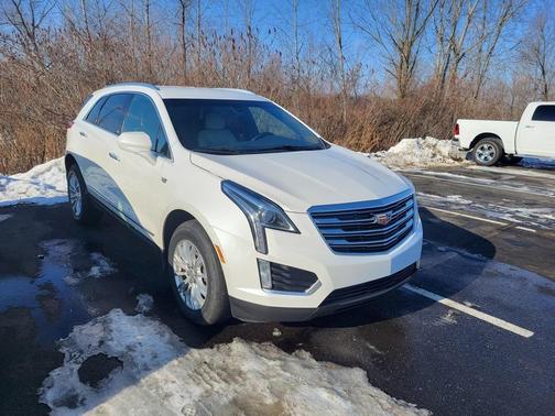2019 Cadillac XT5 Base
