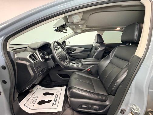 Gray 2022 Nissan Murano SL