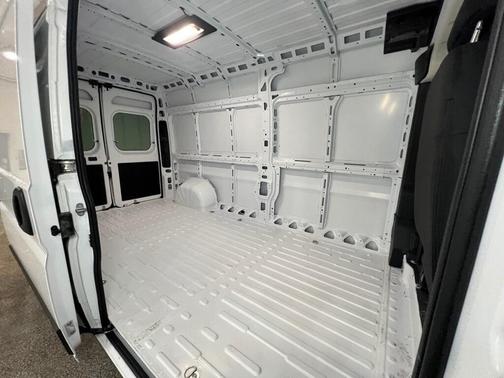 2025 RAM ProMaster 2500 High Roof