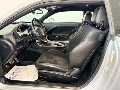 Triple Nickel Clearcoat 2022 Dodge Challenger GT