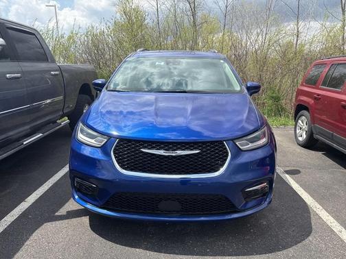 2021 Chrysler Pacifica Touring-L