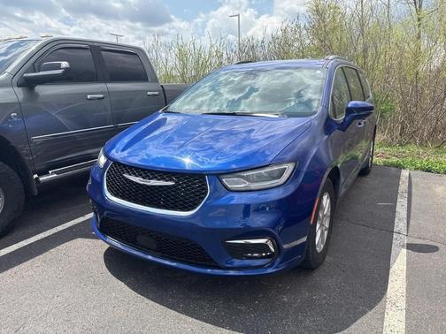 2021 Chrysler Pacifica Touring-L