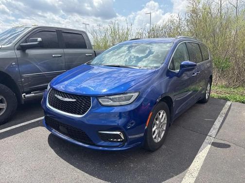 2021 Chrysler Pacifica Touring-L
