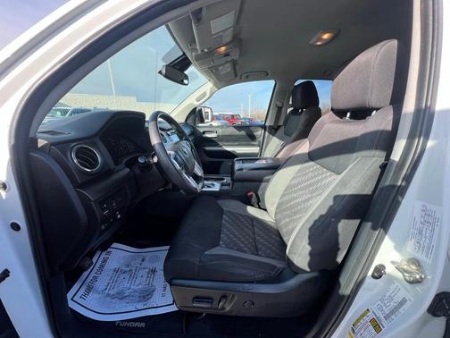 2018 Toyota Tundra SR5