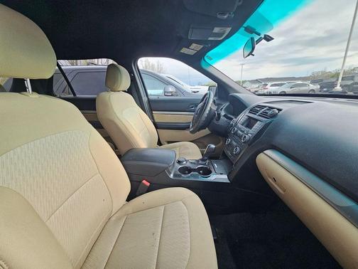 Blue 2016 Ford Explorer Base