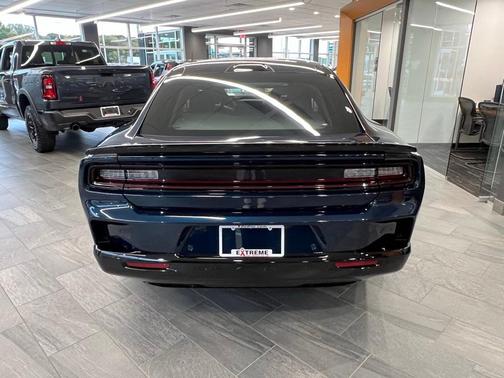 2026 Dodge Charger Daytona Scat Pack