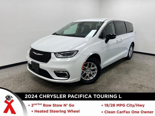 2024 Chrysler Pacifica Touring-L