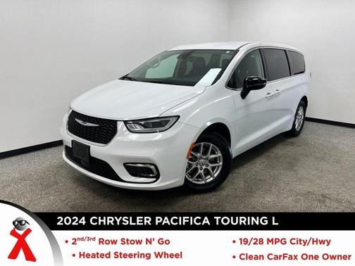 2024 Chrysler Pacifica Touring-L