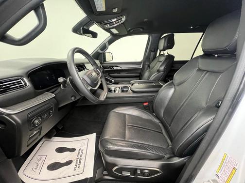 2023 Jeep Wagoneer L Series II