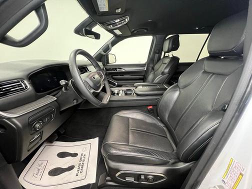 2023 Jeep Wagoneer L Series II