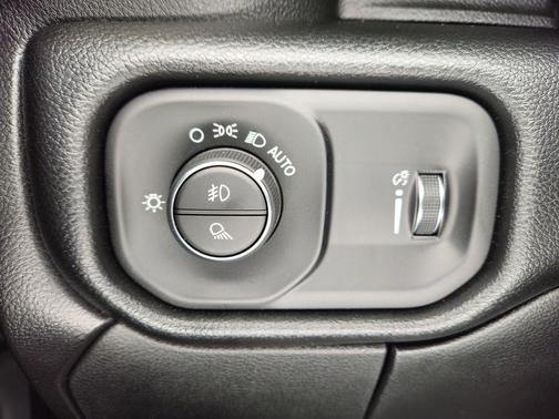 Ceramic Gray 2026 RAM 2500 Tradesman