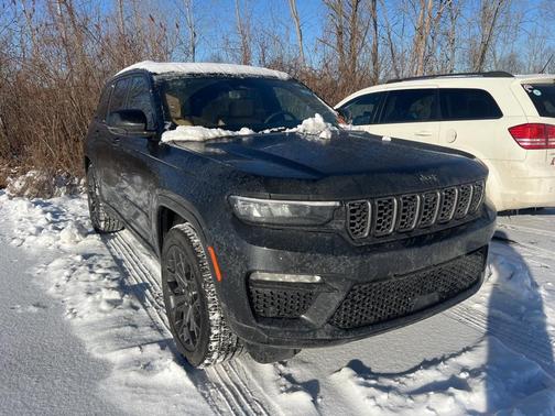 2025 Jeep Grand Cherokee Summit