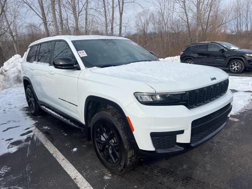 2024 Jeep Grand Cherokee L Laredo