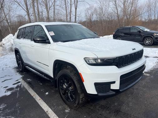2024 Jeep Grand Cherokee L Laredo