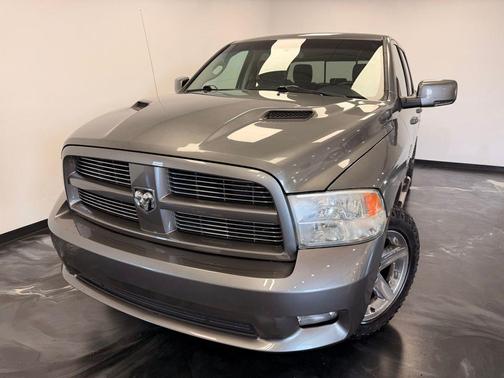 Mineral Gray Clearcoat Metallic 2012 RAM 1500 Sport