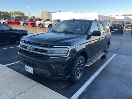 2023 Ford Expedition Max XLT