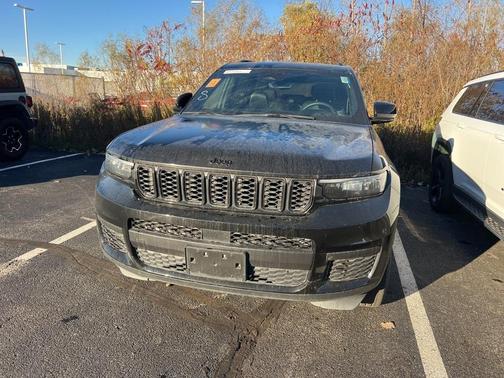 2024 Jeep Grand Cherokee L Laredo