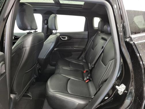 2022 Jeep Compass Altitude