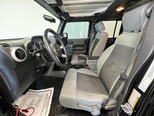 2010 Jeep Wrangler Unlimited Sahara