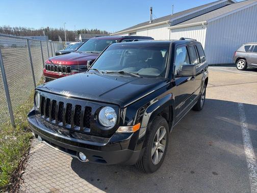 Black Clearcoat 2017 Jeep Patriot High Altitude