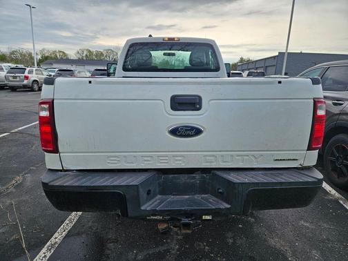 Oxford White 2013 Ford F-250 XL