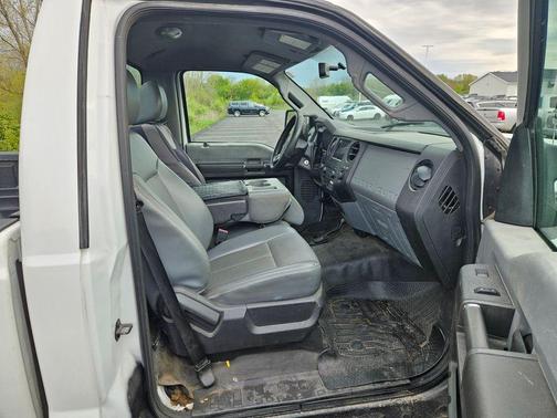 Oxford White 2013 Ford F-250 XL