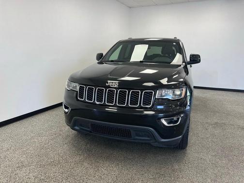 2019 Jeep Grand Cherokee Laredo E