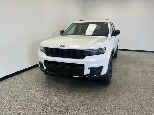 2024 Jeep Grand Cherokee L Laredo