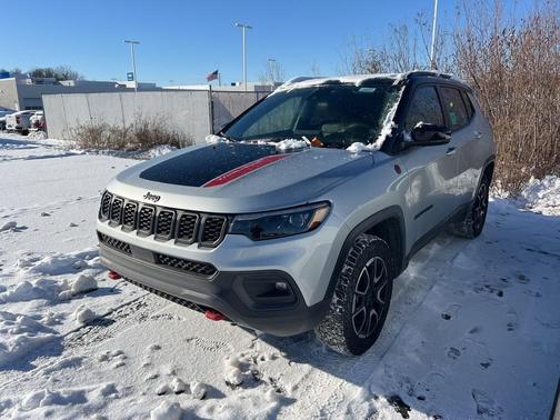 2024 Jeep Compass Trailhawk