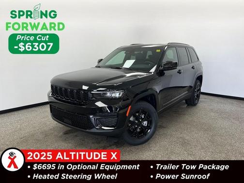 2025 Jeep Grand Cherokee Laredo