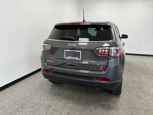 2024 Jeep Compass Sport