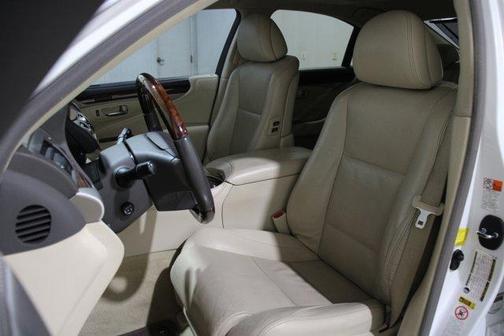 2015 Lexus LS 460 460