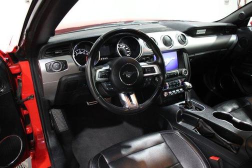 2022 Ford Mustang