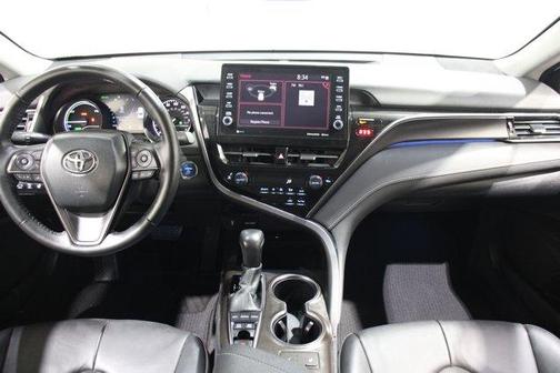 2022 Toyota Camry Hybrid XSE