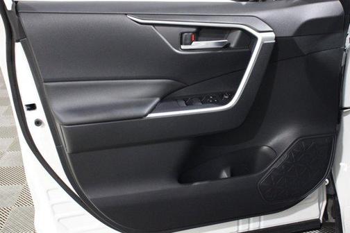 2025 Toyota RAV4 Plug-In Hybrid SE