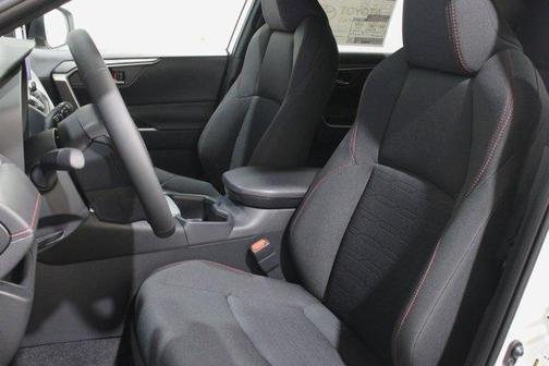 2025 Toyota RAV4 Plug-In Hybrid SE