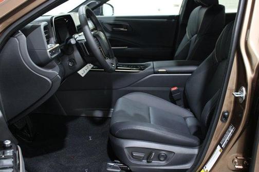 2026 Toyota Crown Platinum