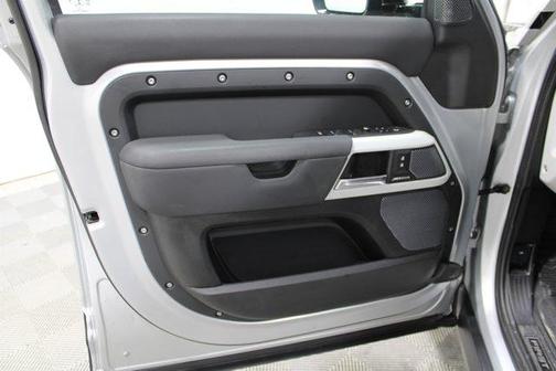 2020 Land Rover Defender 110 First Edition