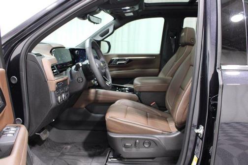 Dark Ash Metallic 2025 Chevrolet Tahoe High Country
