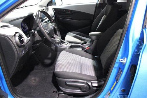 2021 Hyundai KONA SEL
