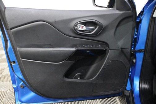 Hydro Blue Pearlcoat 2021 Jeep Cherokee Latitude Plus